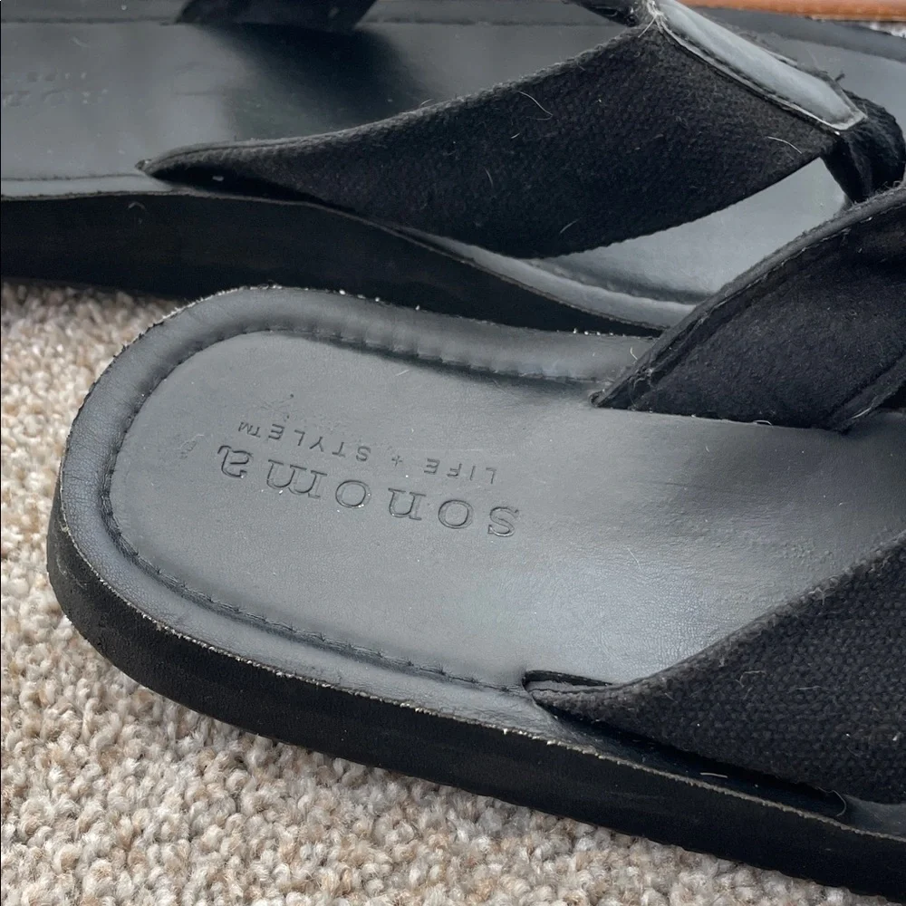 Sonoma Black Flip-Flop Sandals